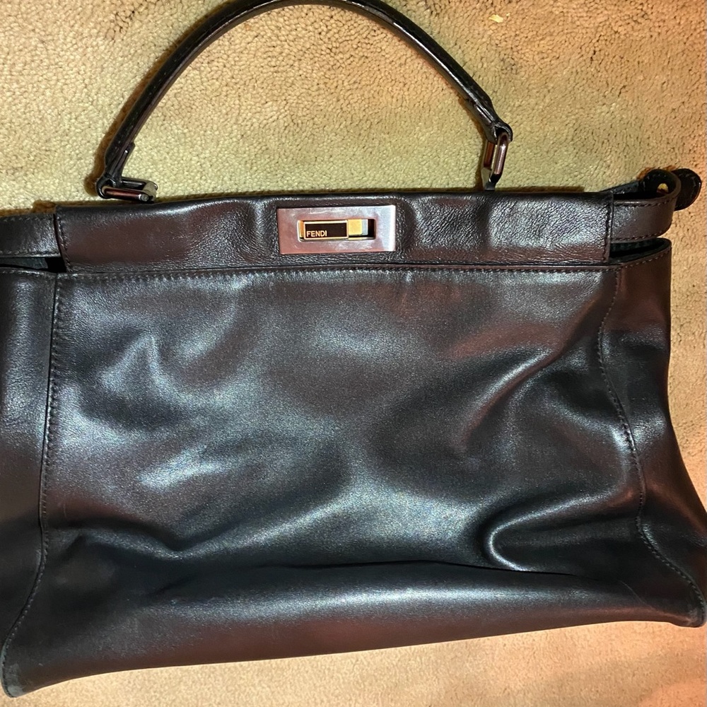 Vintage authentic Fendi peekaboo